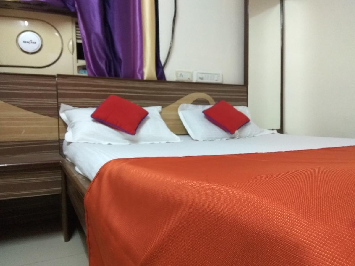 Hotel Shiva ปันเวล ภายนอก รูปภาพ